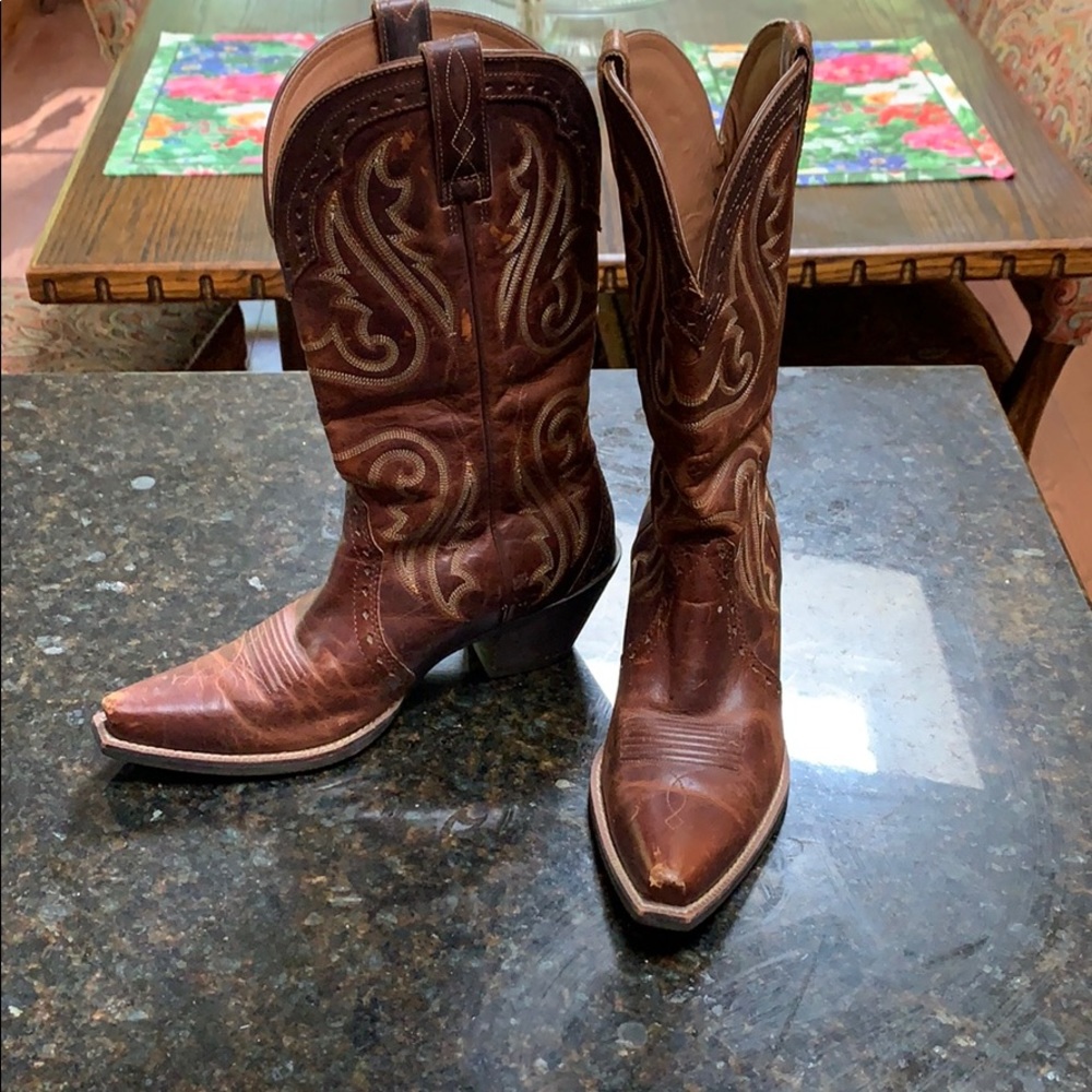 Ariat Womens Cowboy boots